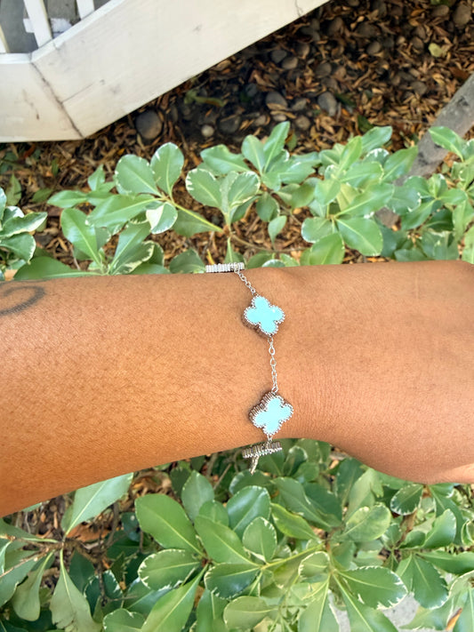 Mint Muse Clover Bracelet